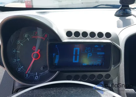 2015 Chevrolet Sonic Lt Auto from USA, damaged, VIN 1G1JC6SG9F4131544